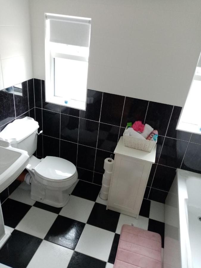 Apple Tree Cottage Rooskey Экстерьер фото